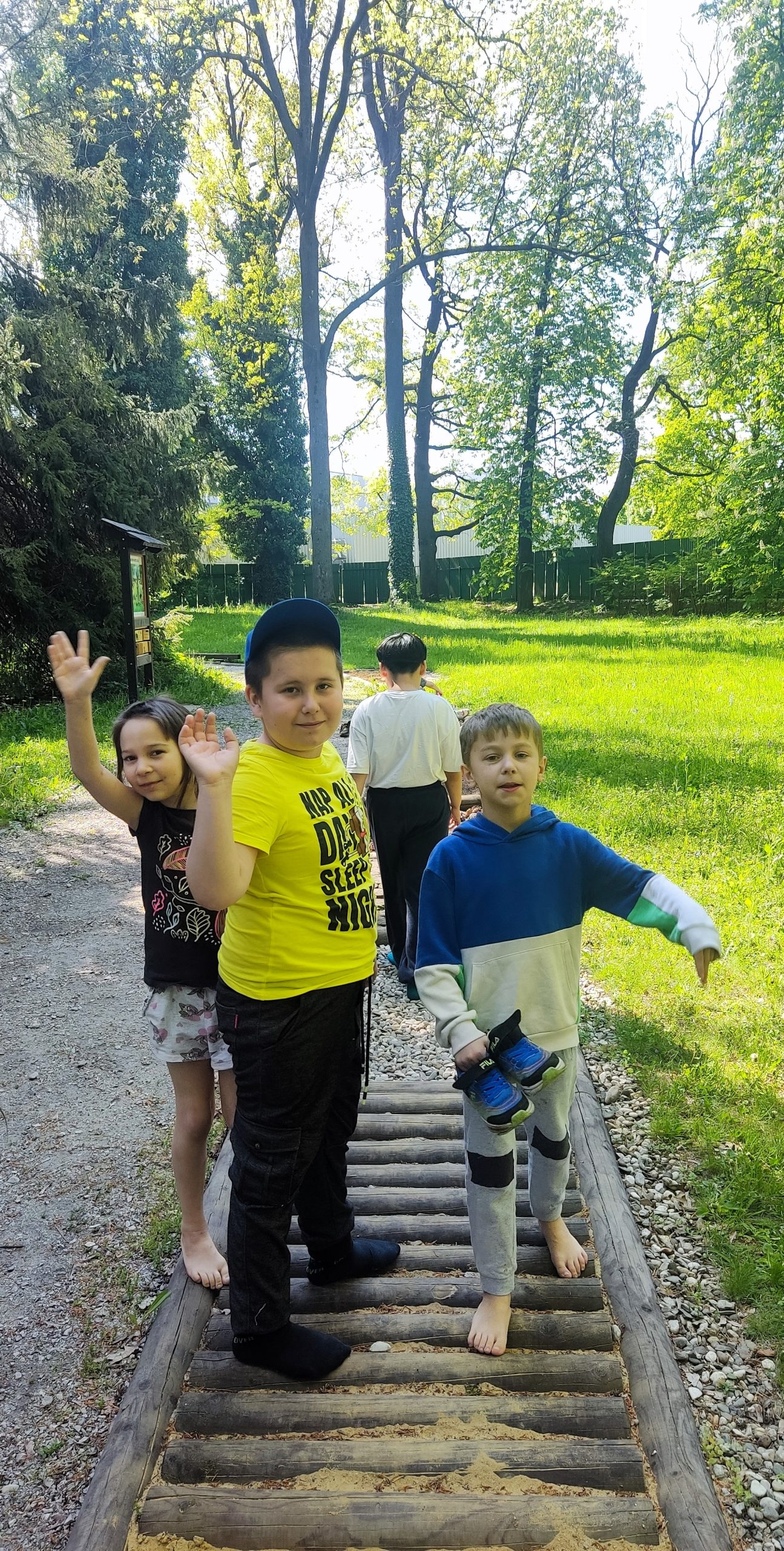 2r_Den_Země_2