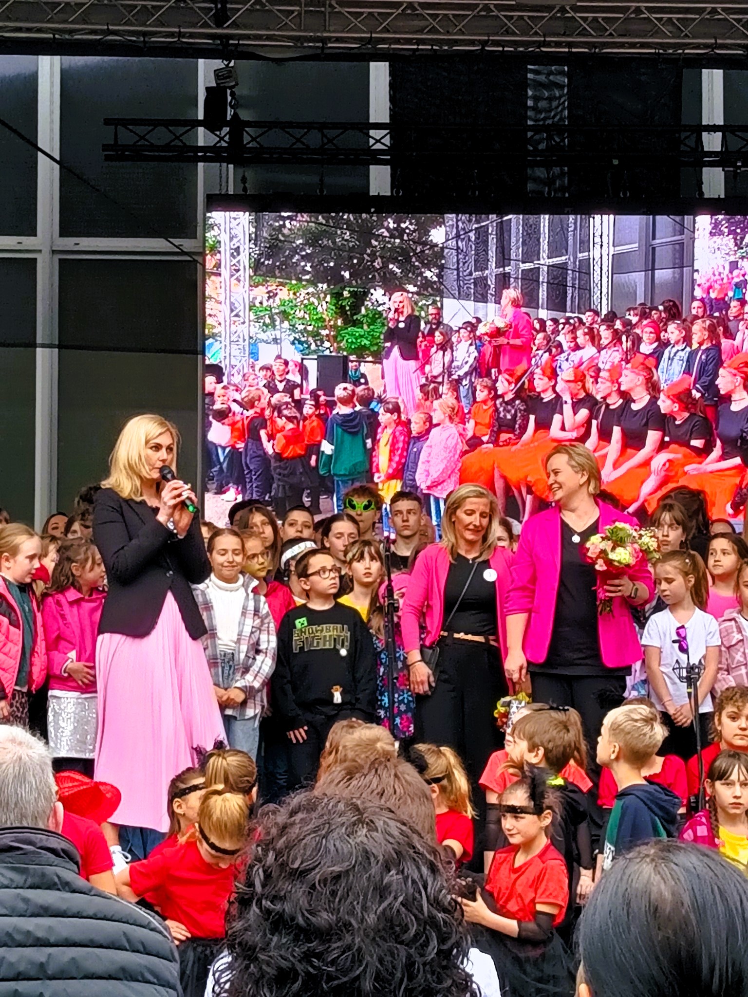 Pódium_vystoupení_72