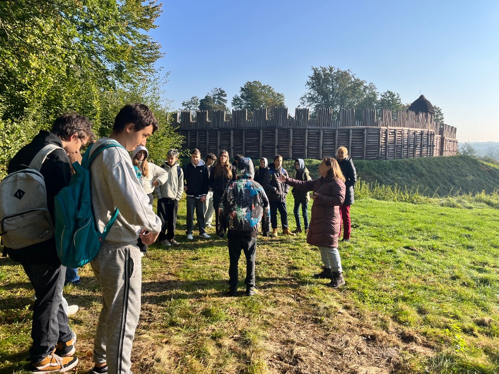 8r_Archeopark_2