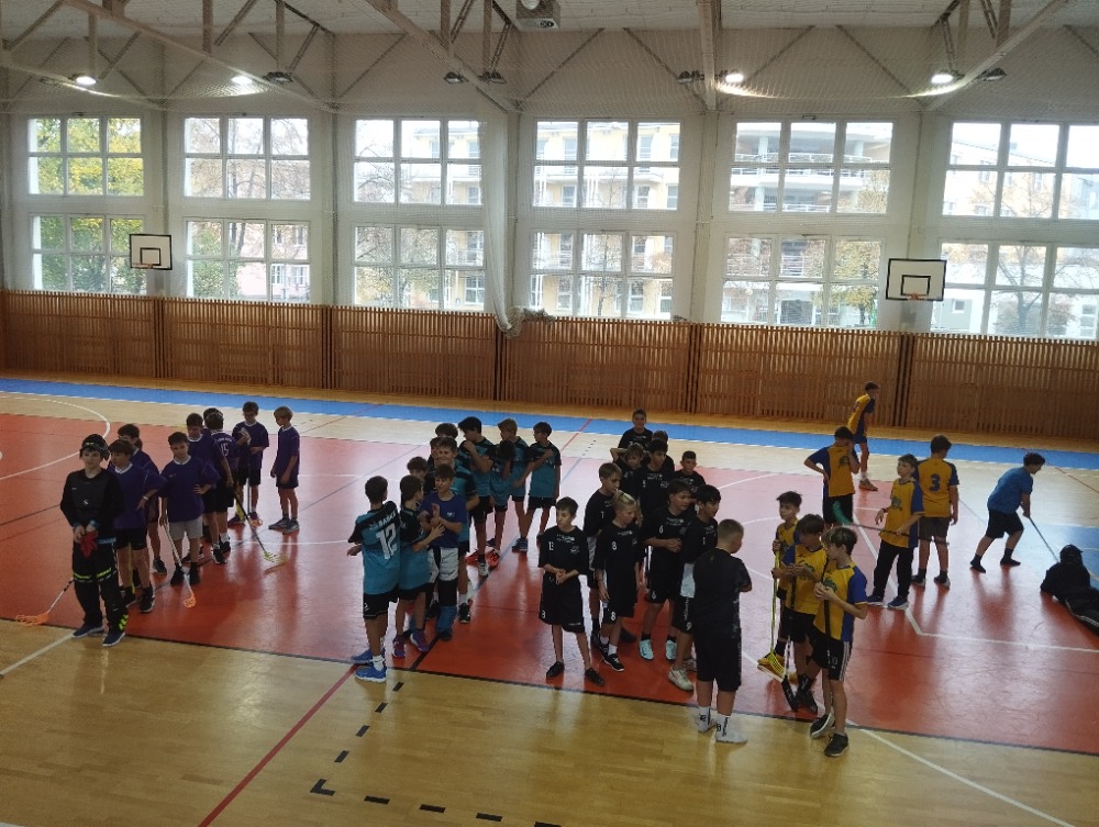 6r7r_Chlapci_Florbal_okres_2