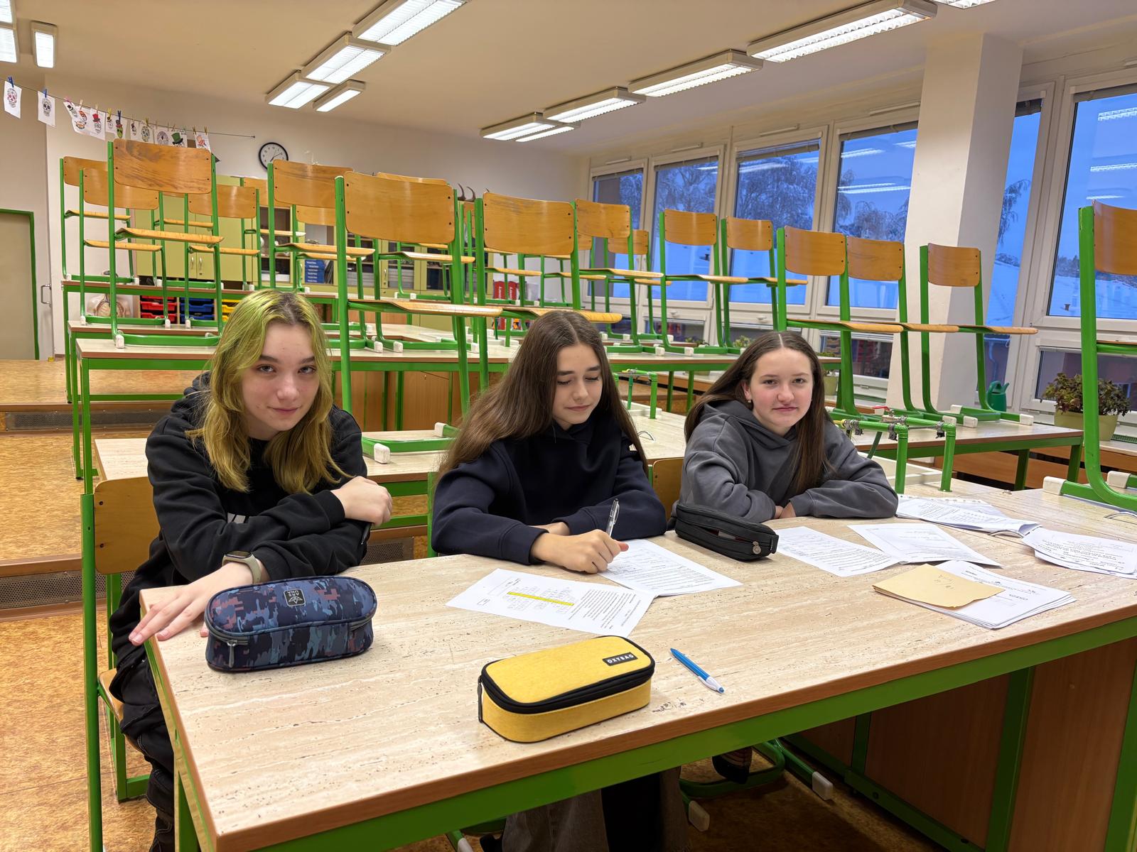 Mladý_chemik_školní