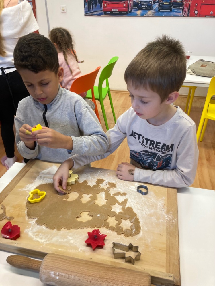 7r_Pečení_s_MŠ_8
