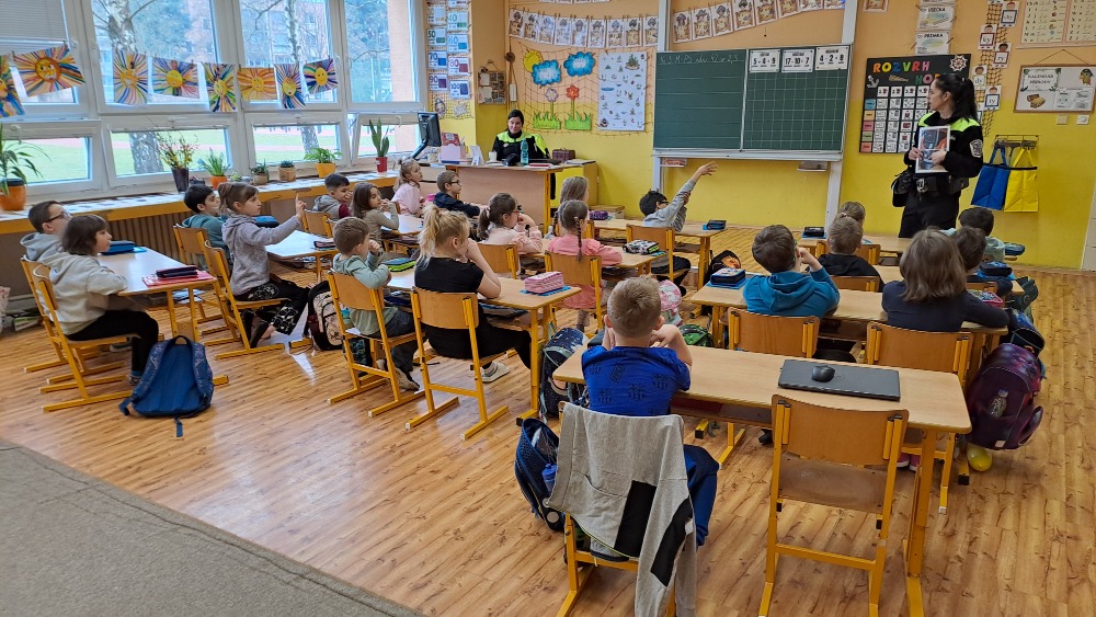 2r_Bezpečnost_především_1