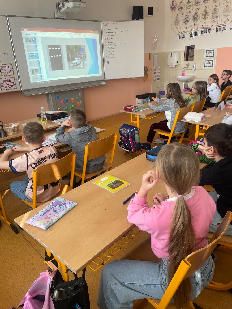 4r_Bezpečnost_především_2