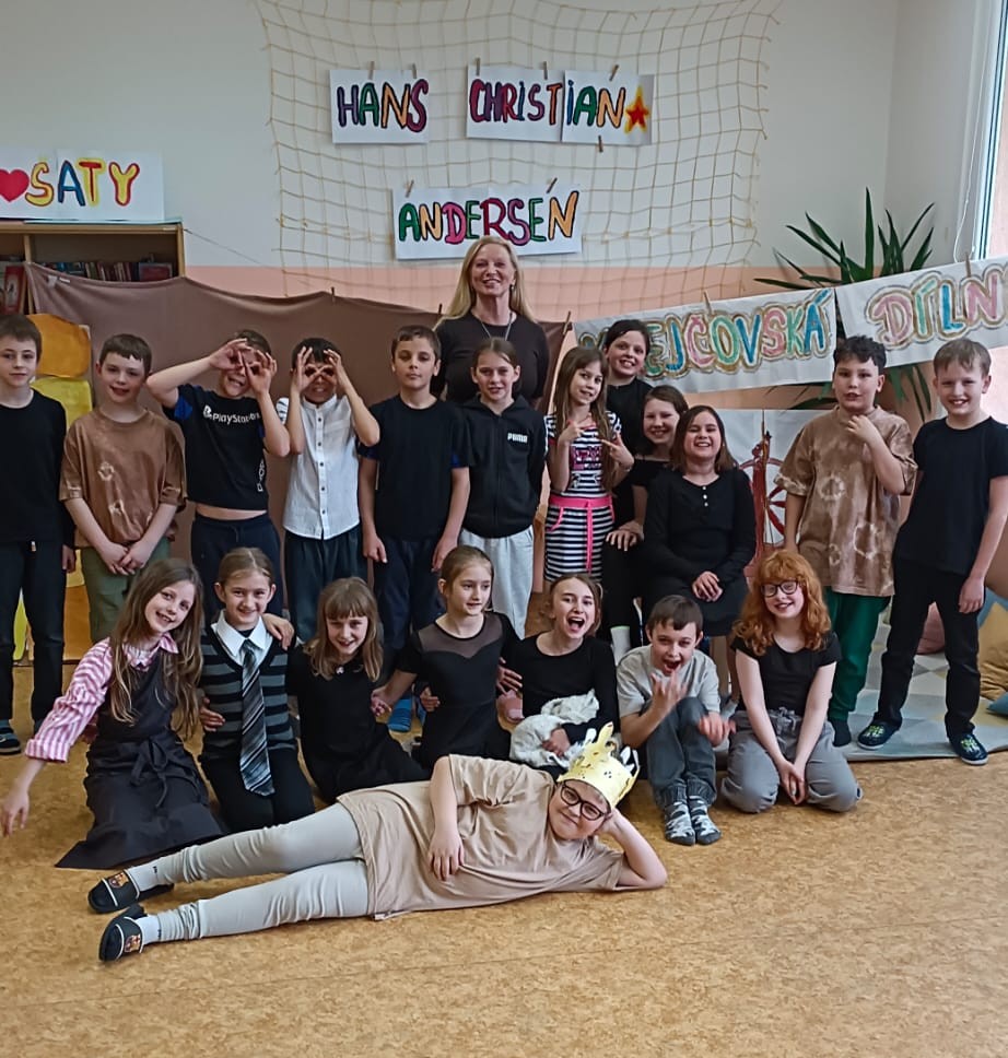 4r_Noc_s_Andersenem_1